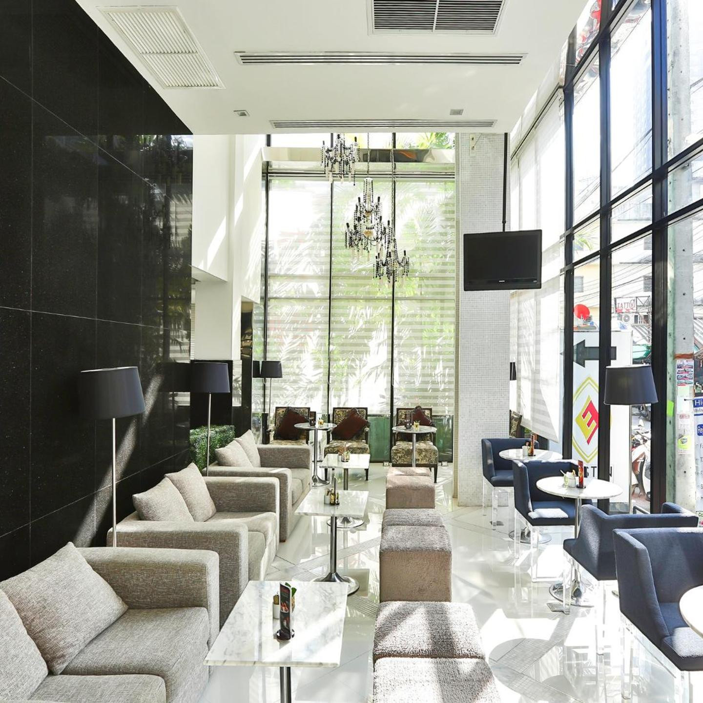 Sunbeam Hotel Pattaya - SHA Extra Plus