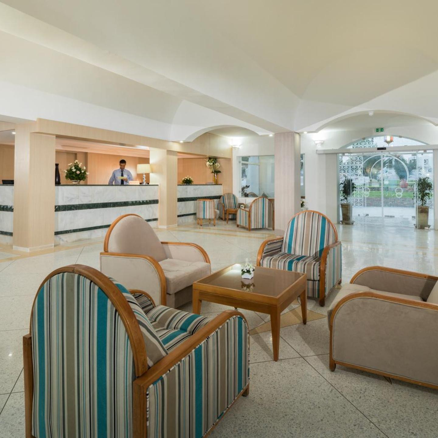 Hari Club Beach Resort