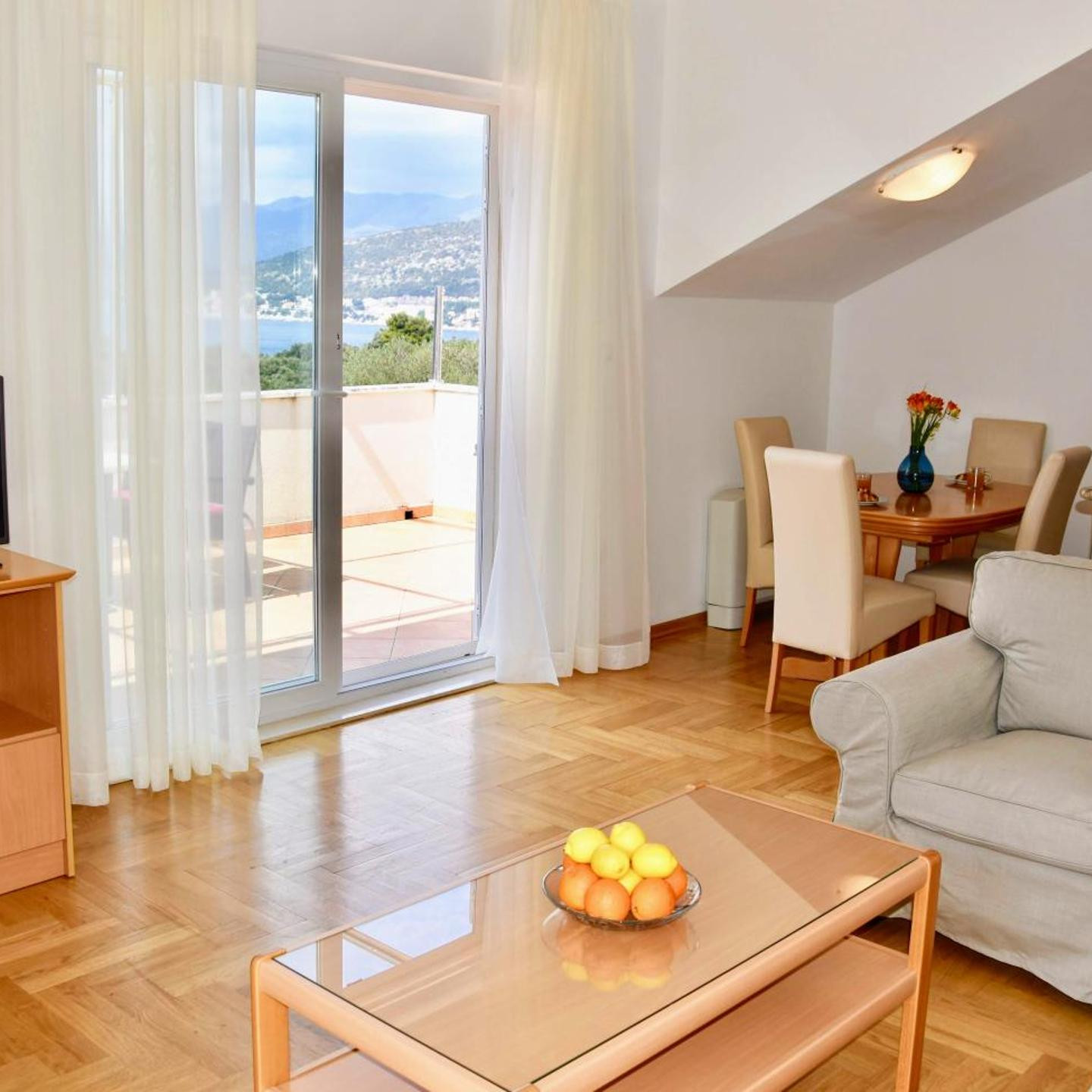 Pervanovo Apartments with Free Parking