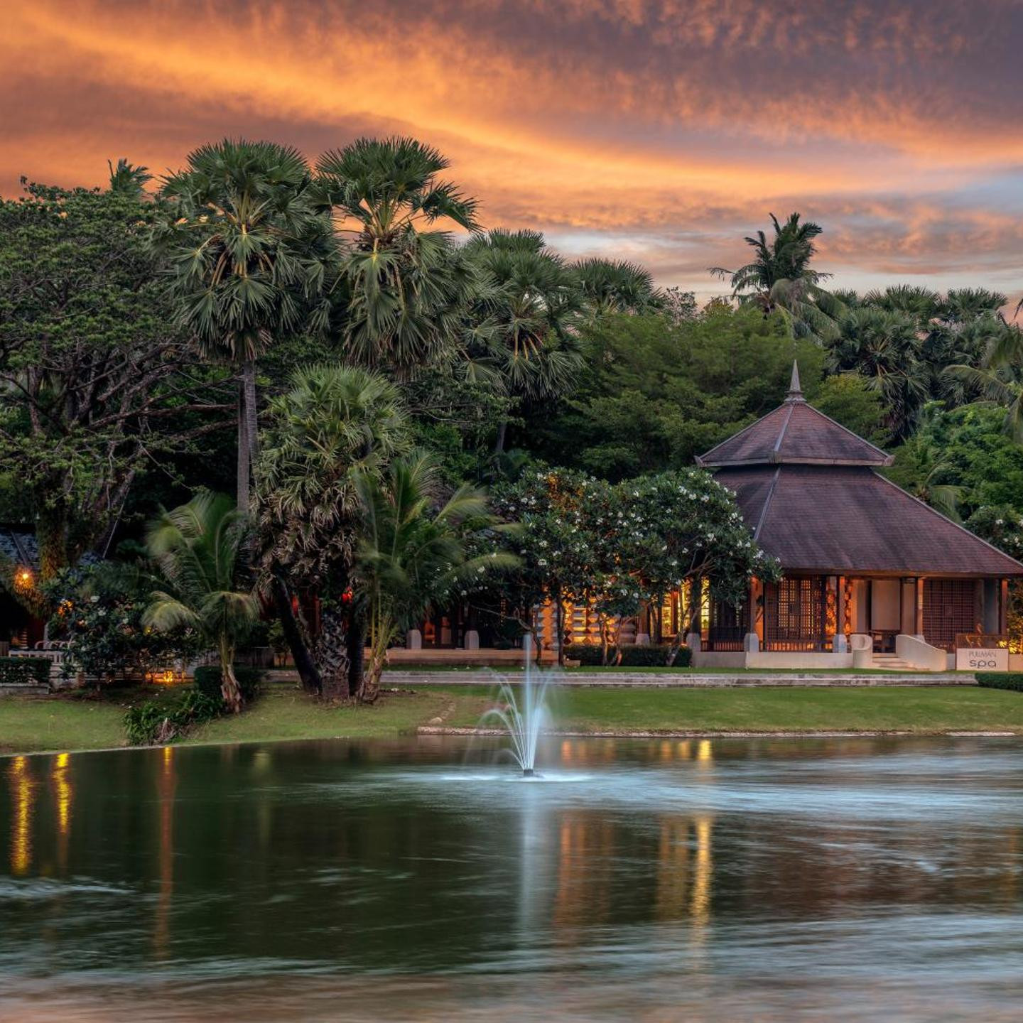 Pullman Phuket Karon Beach Resort