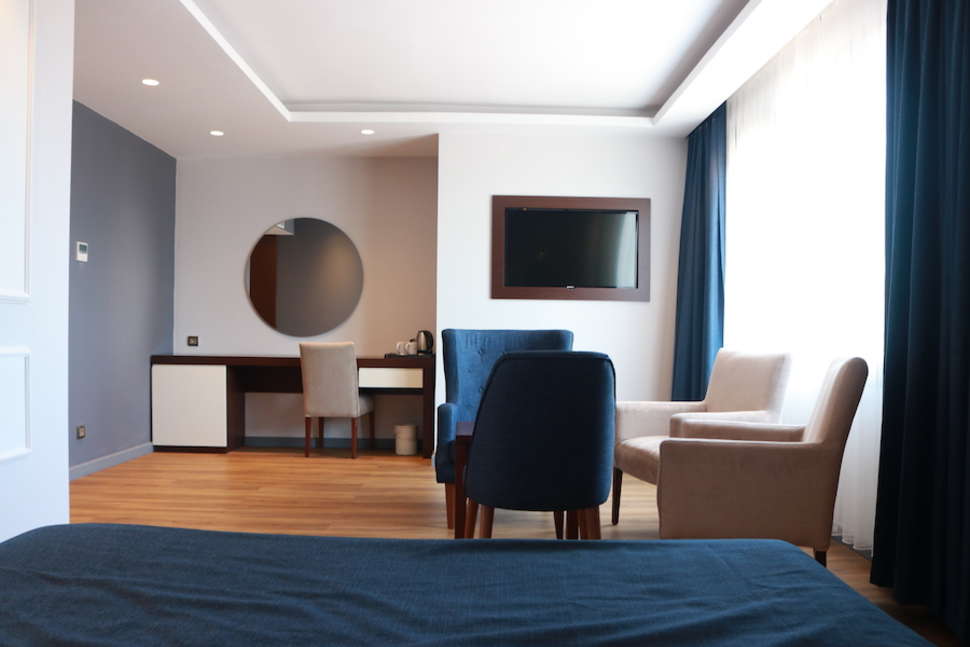 Nova Plaza Crystal Hotel