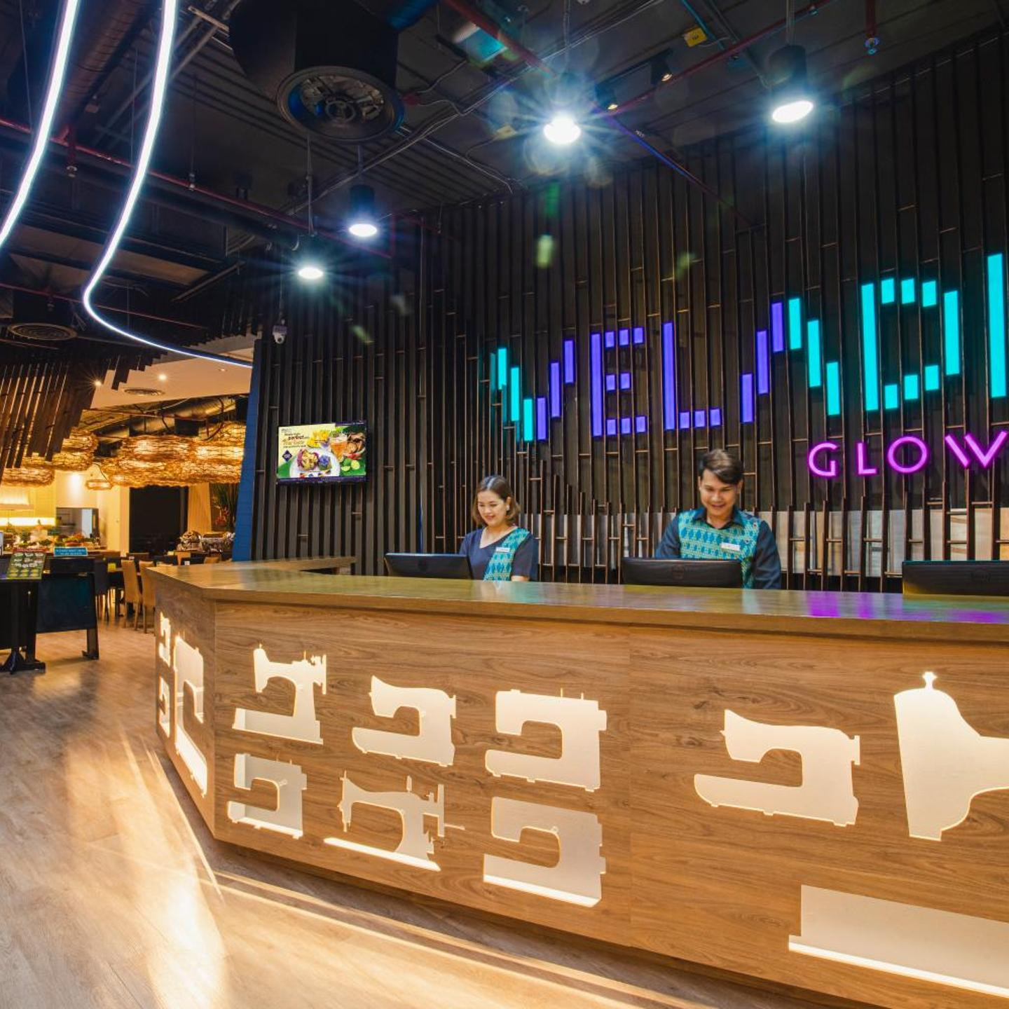 VELA Dhi GLOW Pratunam