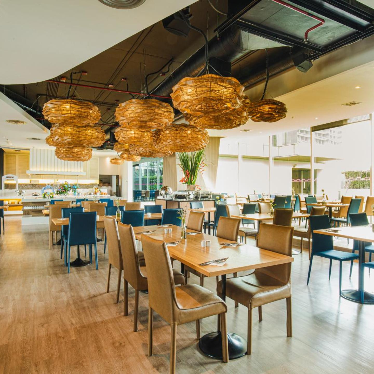 VELA Dhi GLOW Pratunam