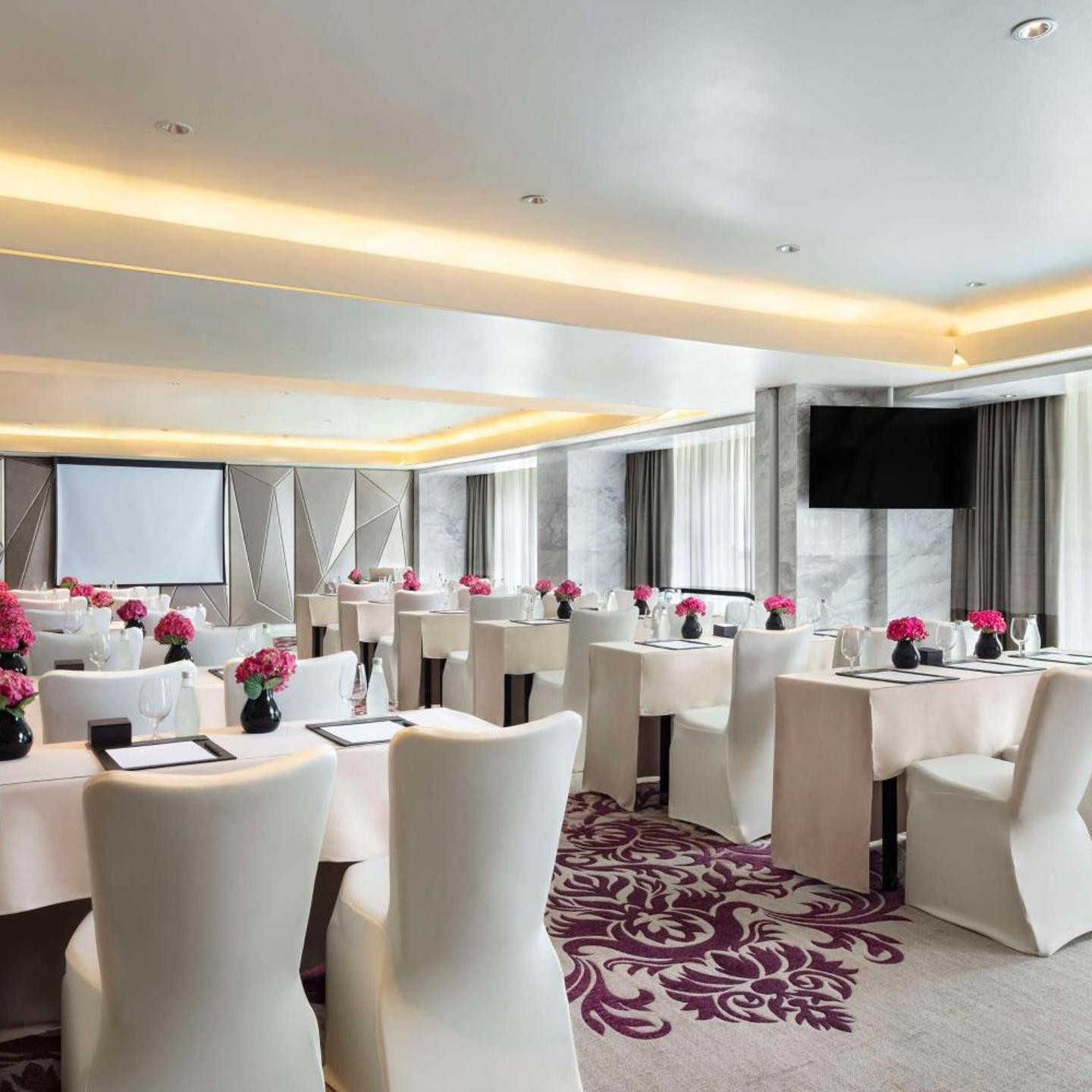 Siam Kempinski Hotel Bangkok - SHA Extra Plus Certified