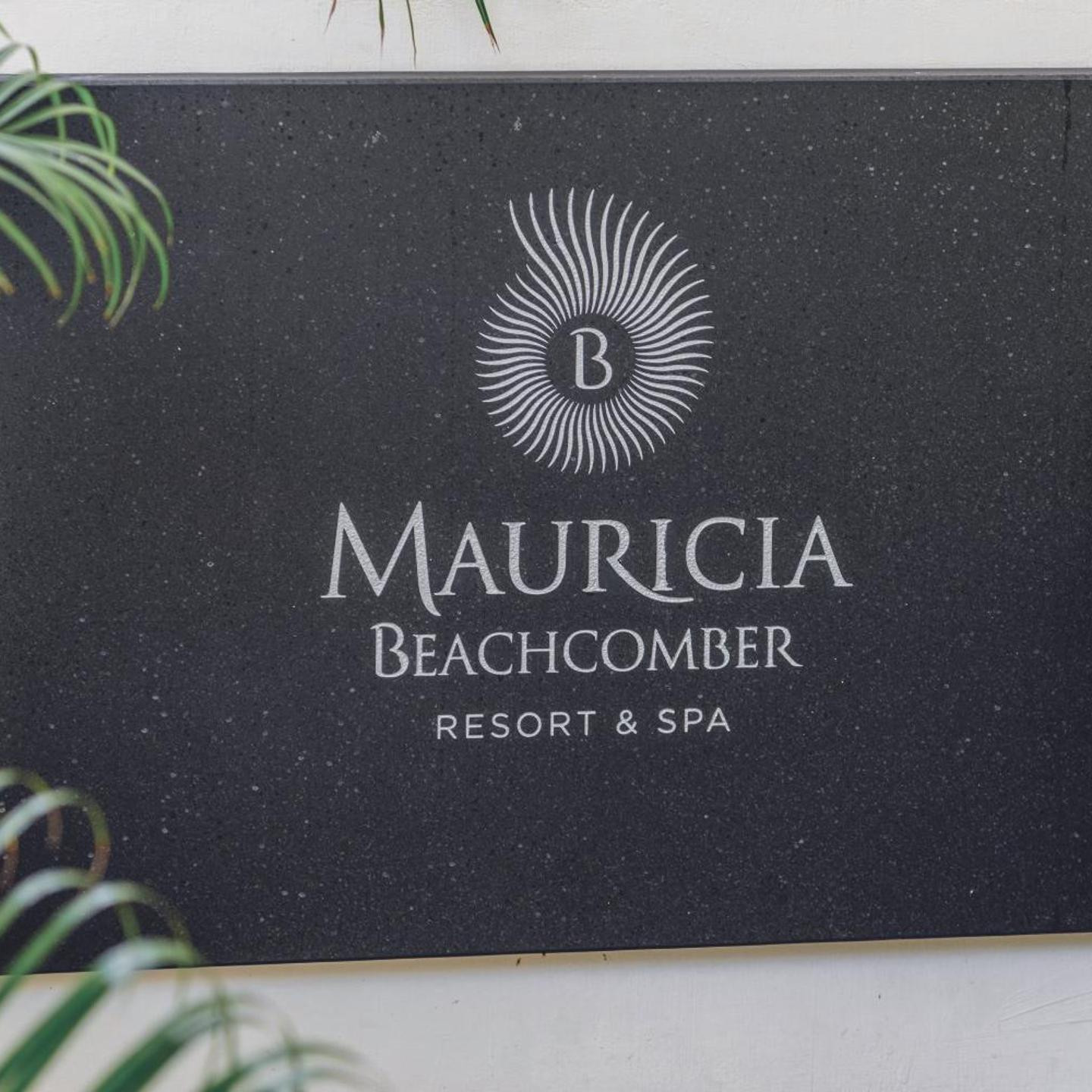 Mauricia Beachcomber Resort & Spa