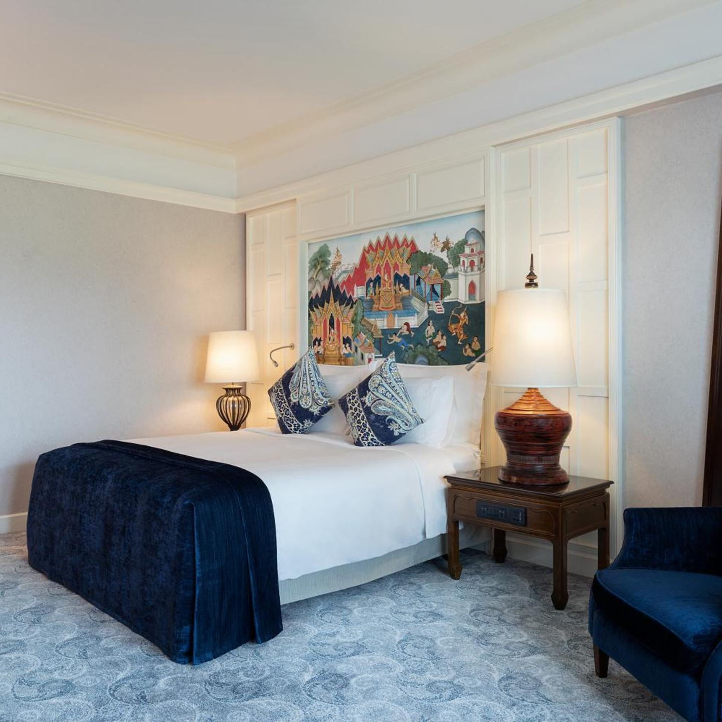 Anantara Siam Bangkok Hotel