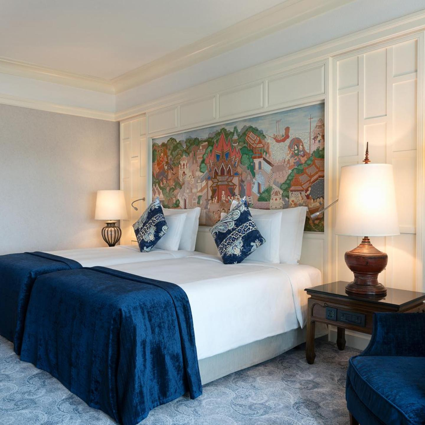 Anantara Siam Bangkok Hotel