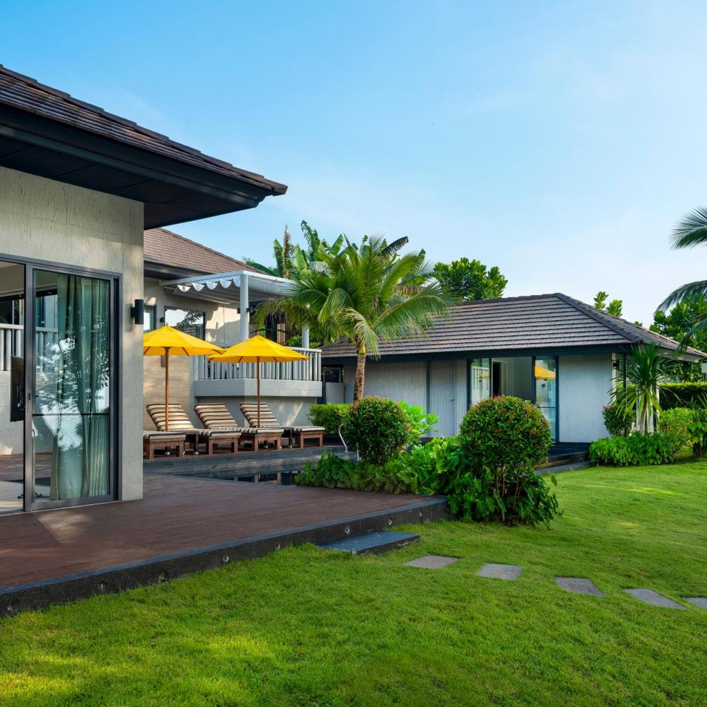 The ShellSea Krabi I Luxury Beach Resort & Pool Villas