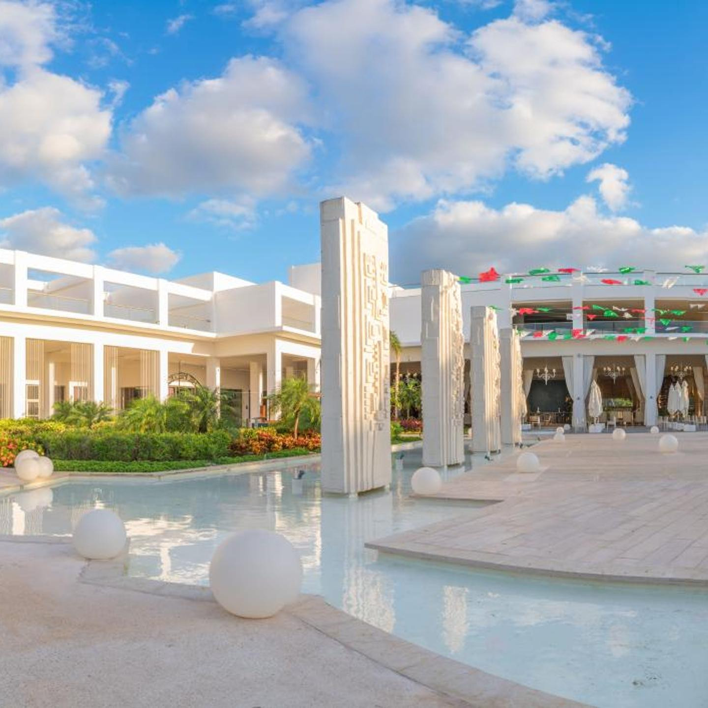 Platinum Yucatan Princess All Suites & Spa Resort Adults Only