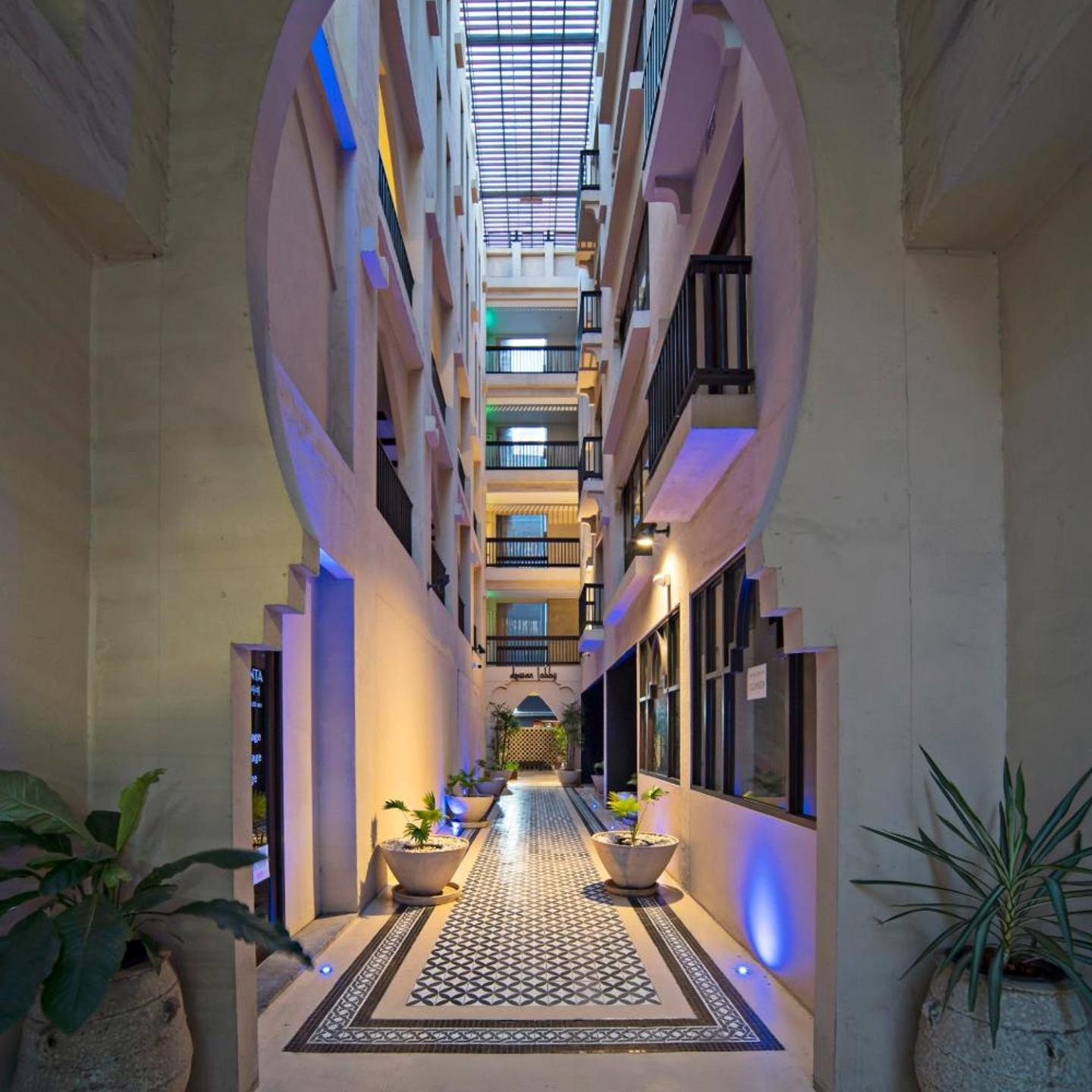 Dewan Bangkok - SHA Certified