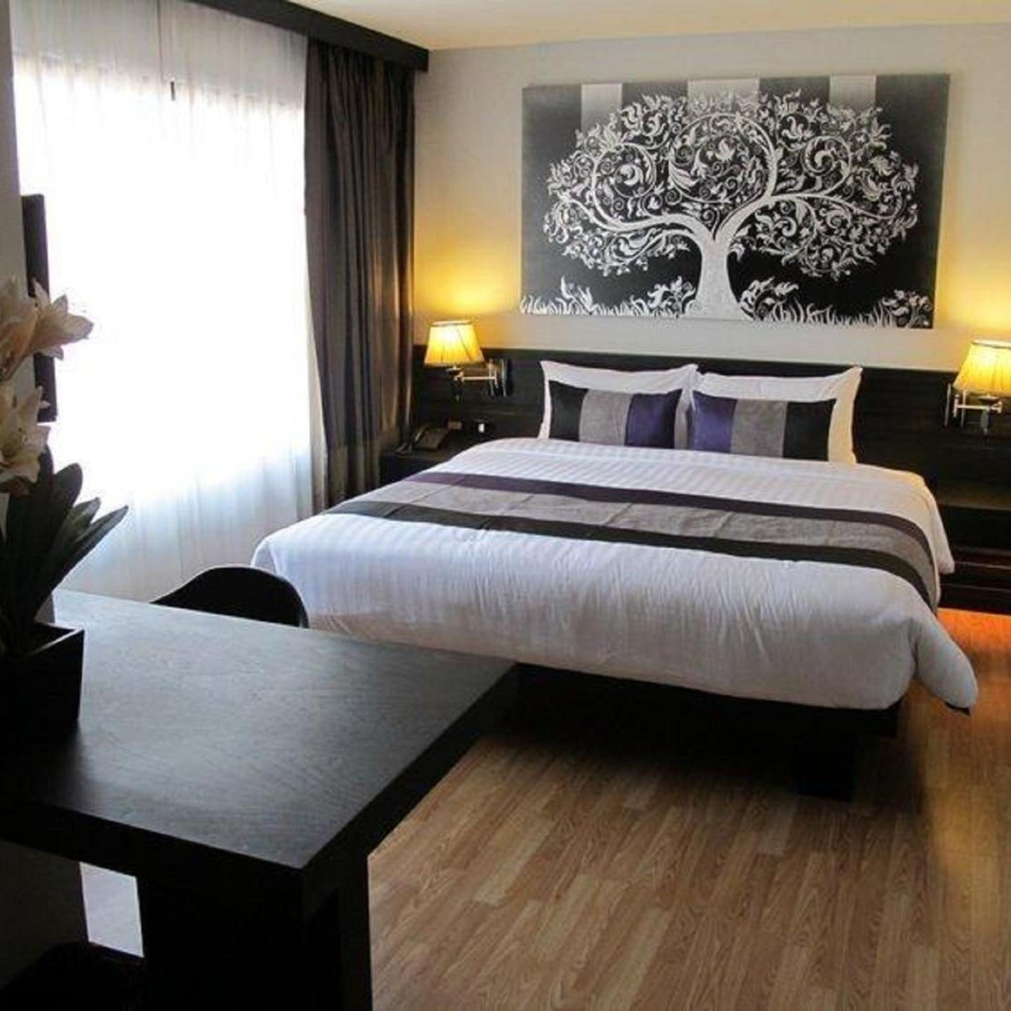 Nouvo City Hotel