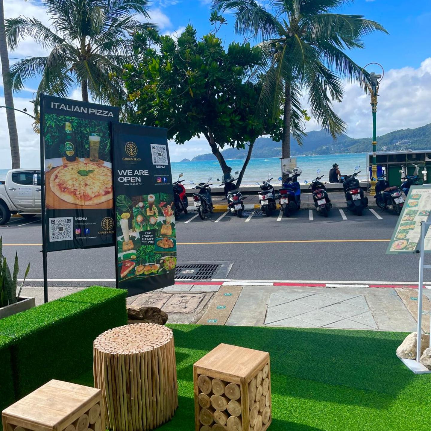 Seaview Patong Hotel