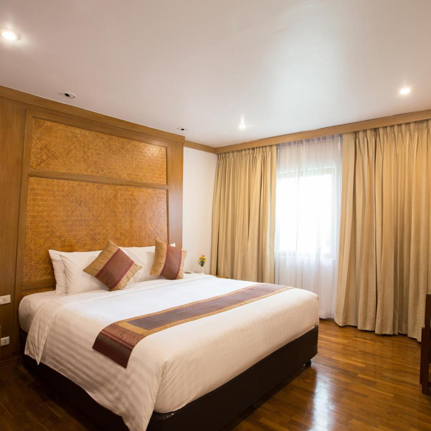 Tarntawan Hotel Surawong Bangkok​