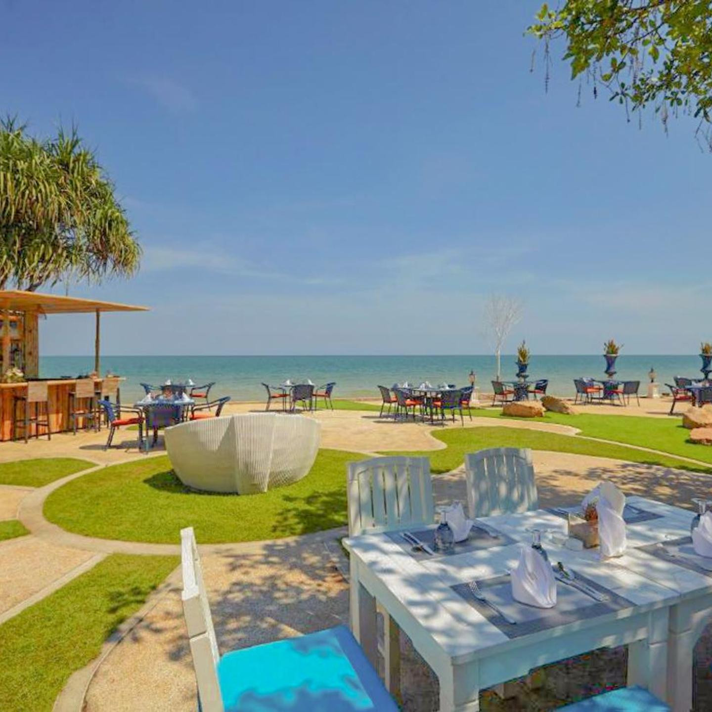 Wora Bura Hua Hin Resort & Spa - SHA Extra Plus