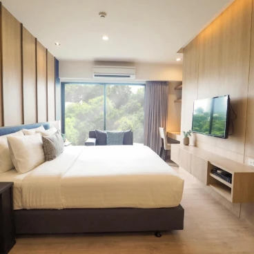 The Residence on Thonglor by UHG