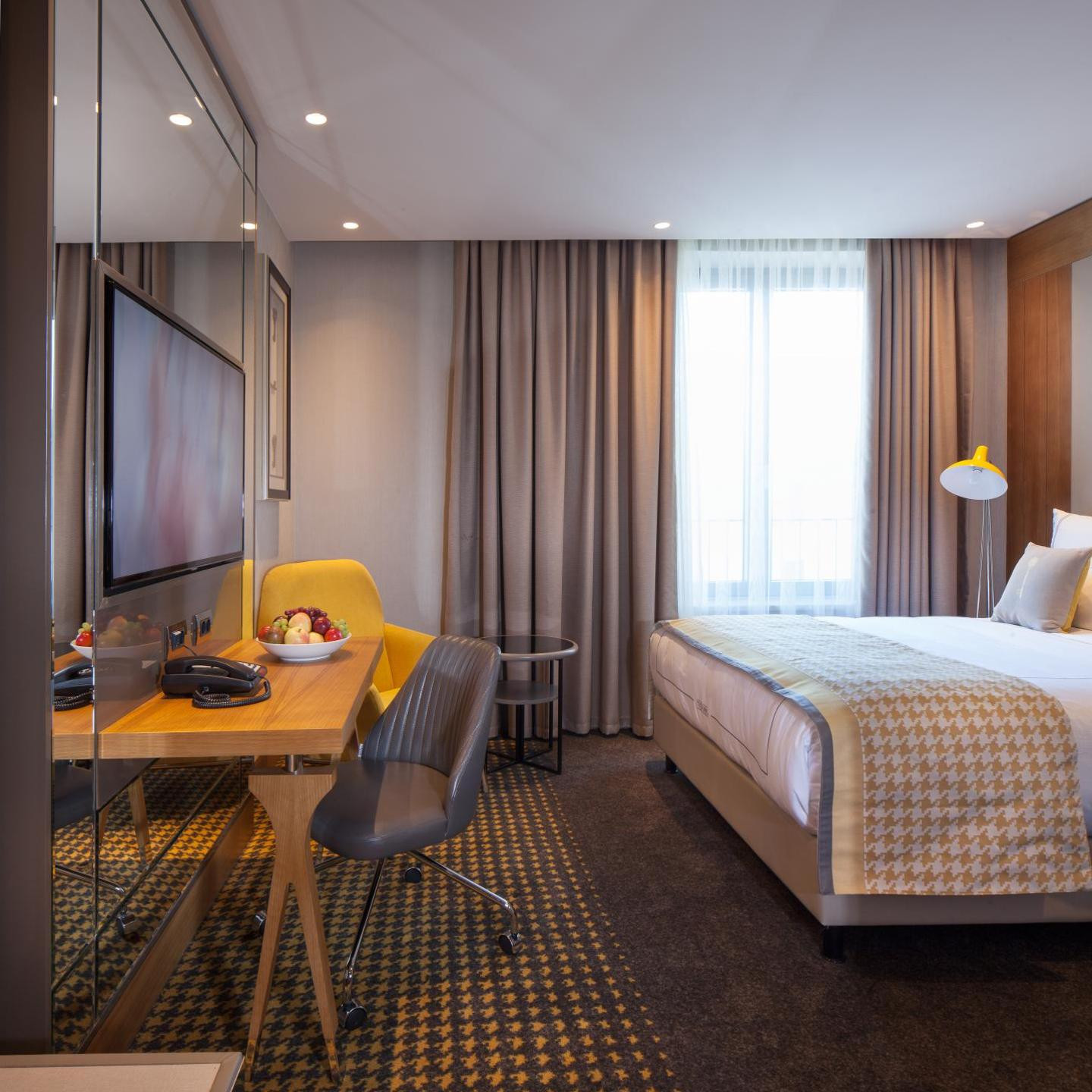 TITANIC Chaussee Berlin