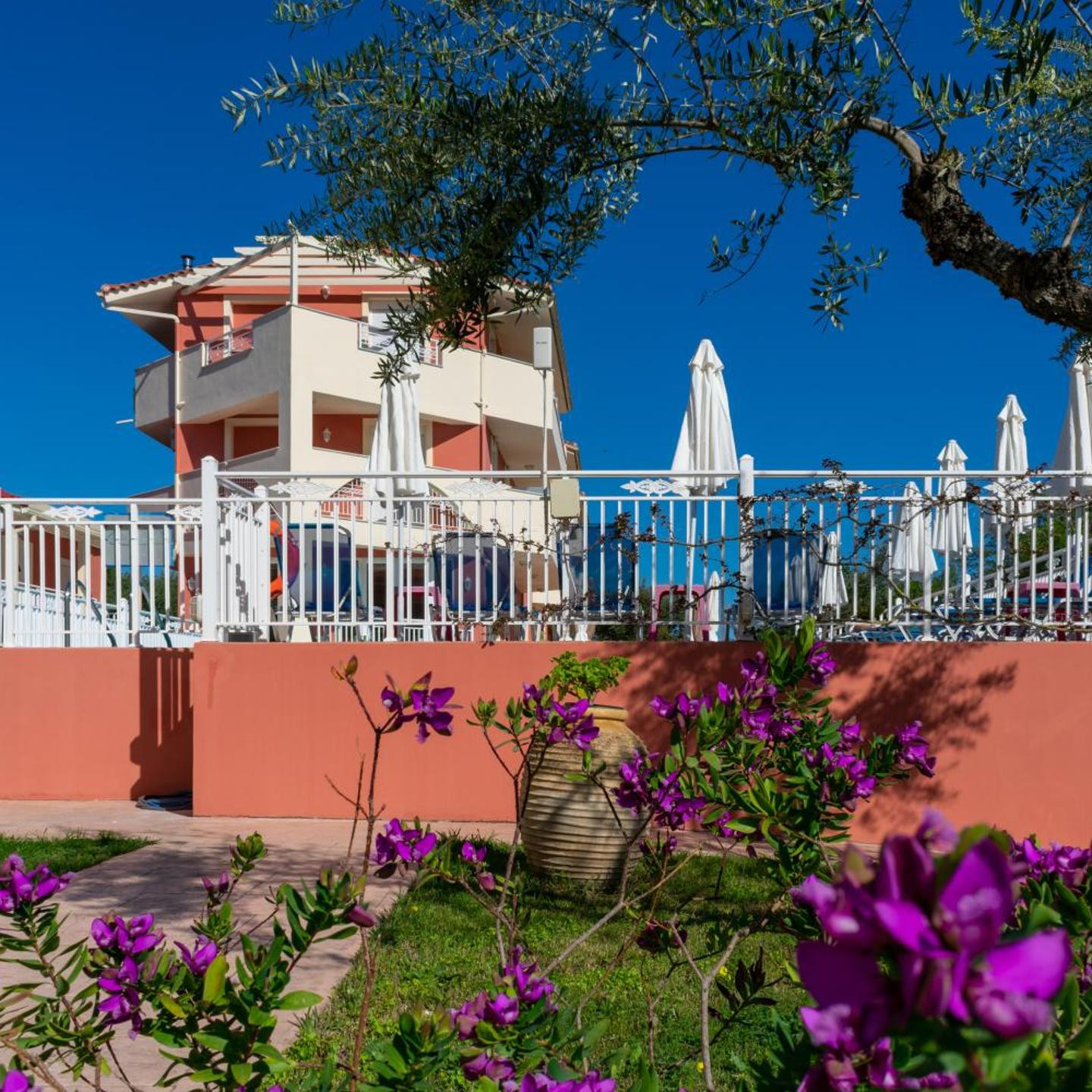 Zante Pantheon Hotel