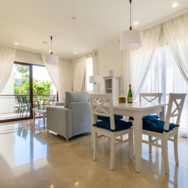 Apartamentos Albir Confort - Avenida 2 dorm.