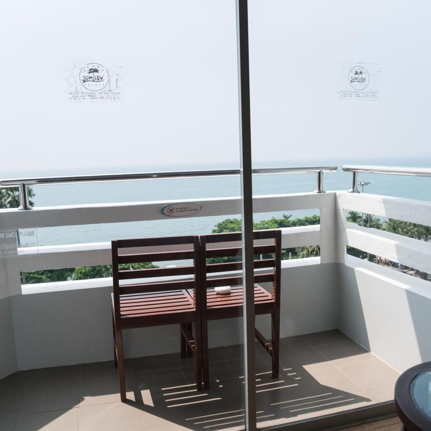 Grand Jomtien Palace Hotel - SHA Extra Plus