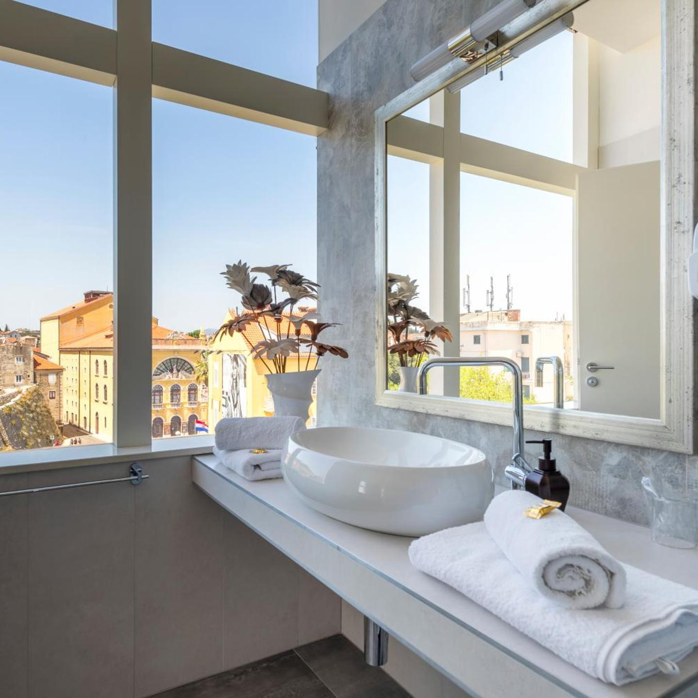 Prima Luce Downtown - MAG Quaint & Elegant Boutique Hotels