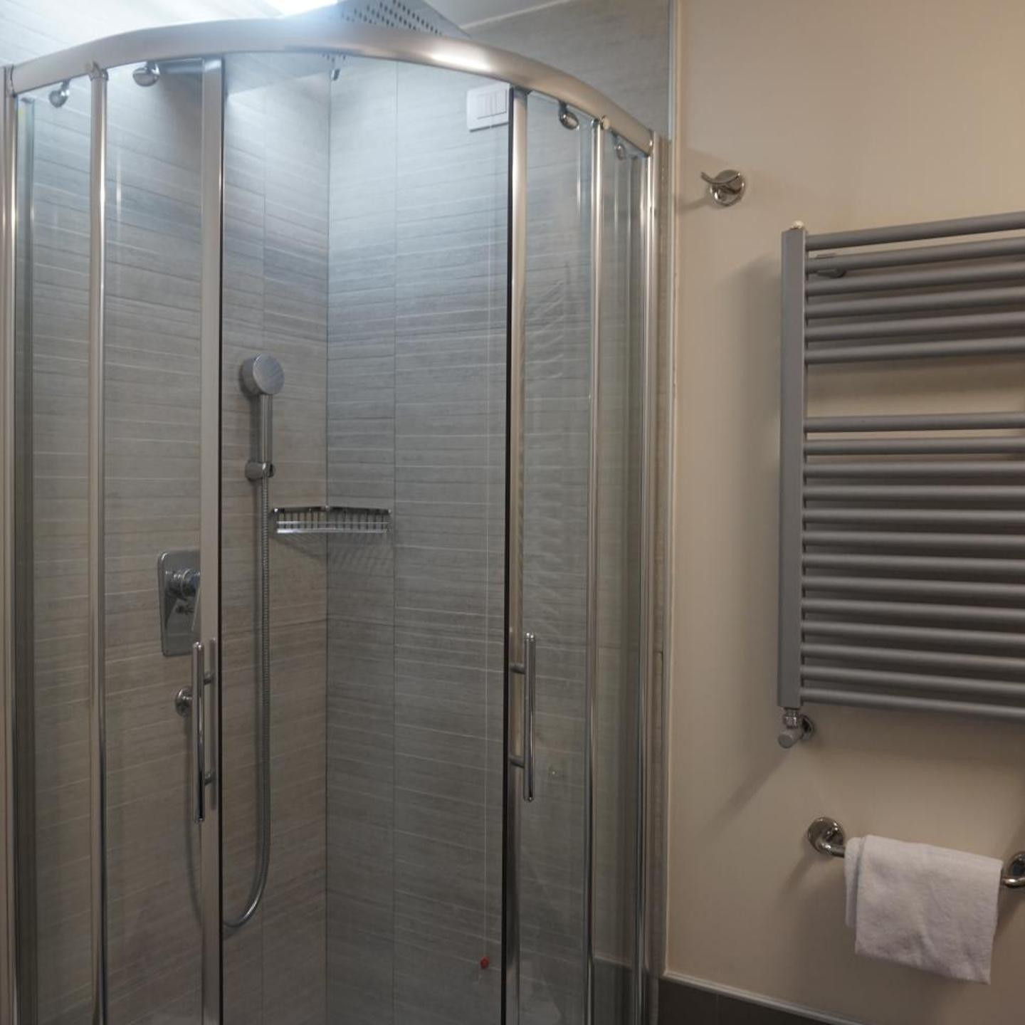 Trevi Palace Luxury Inn