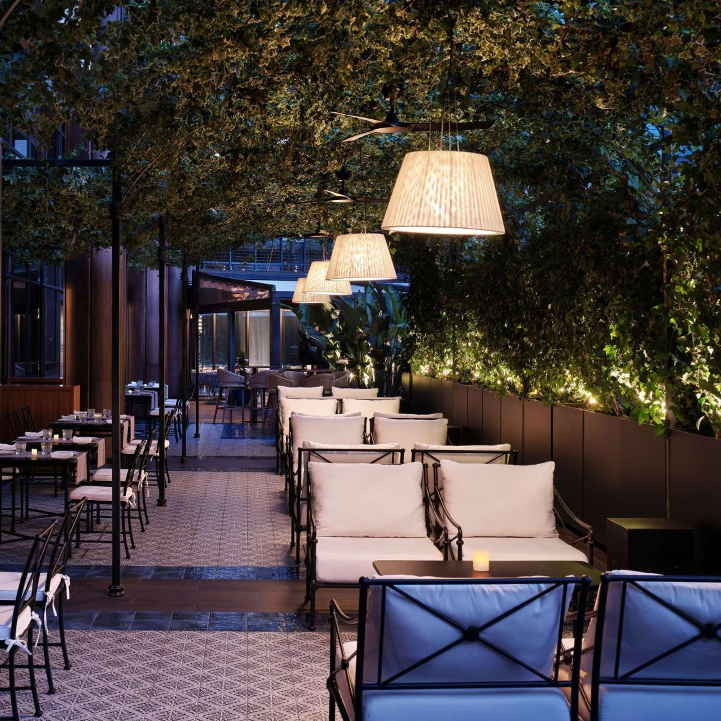 Sofitel Barcelona Skipper