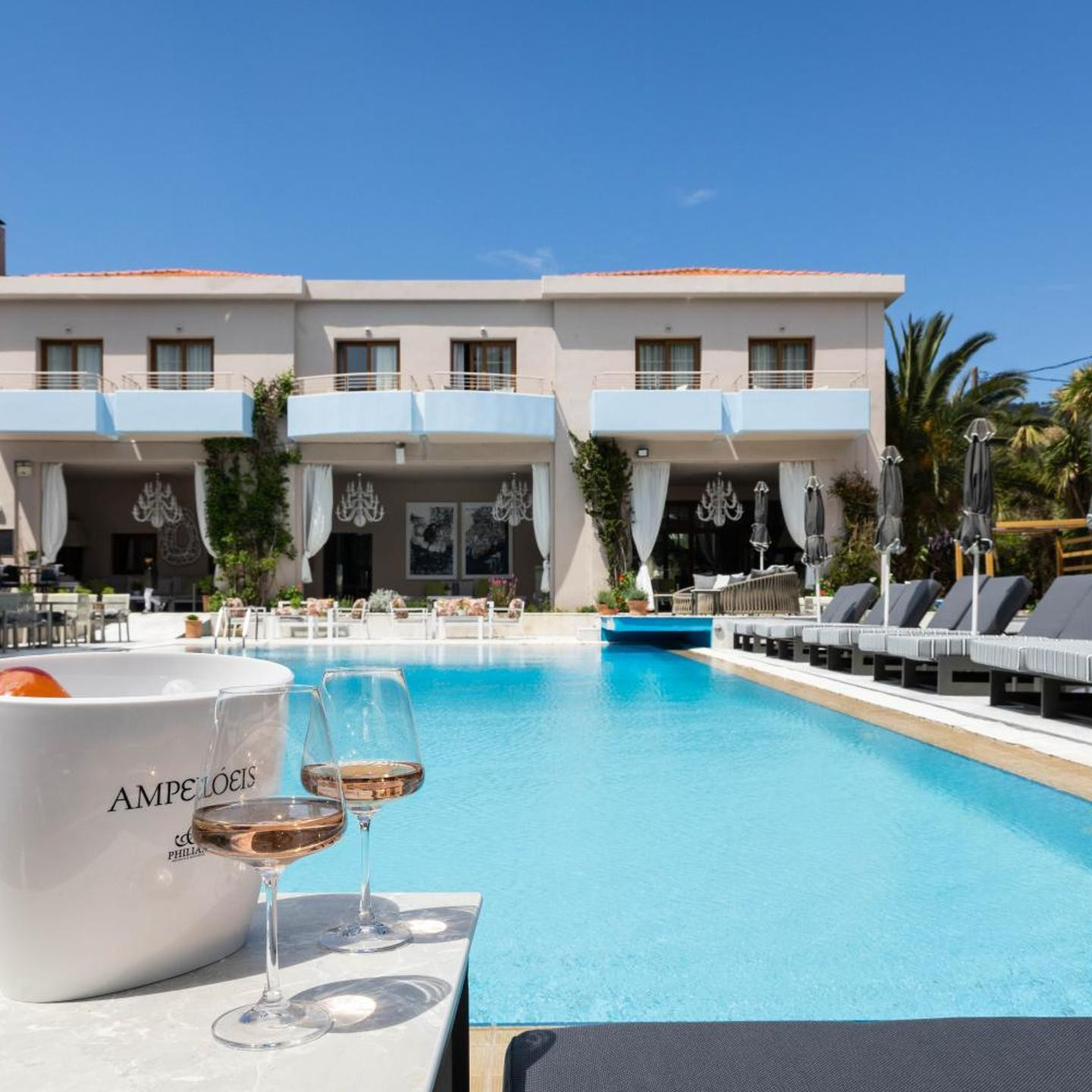 La Piscine Art Hotel, Philian Hotels and Resorts