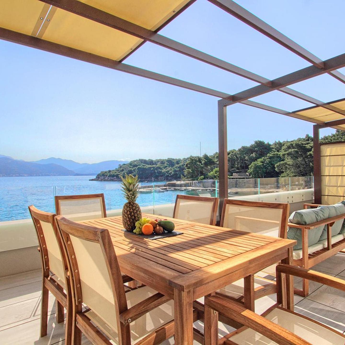 Kalamota Beach House