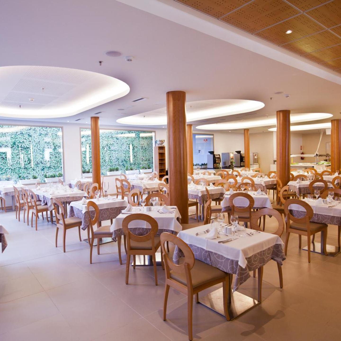 Riviera Beachotel - Adults Recommended