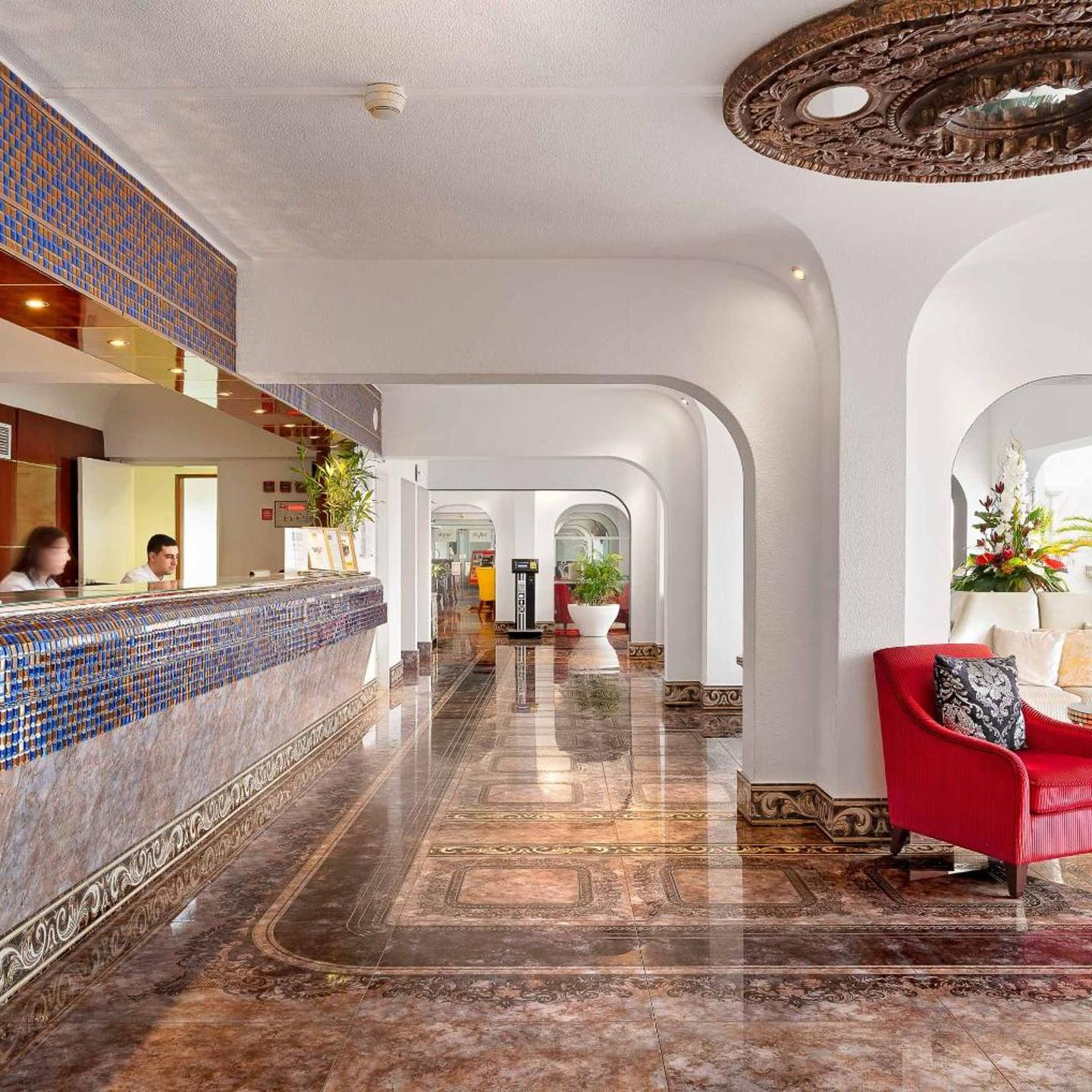 Grand Muthu Oura View Beach Club