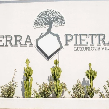 Terra Pietra Luxury Villas & Suites