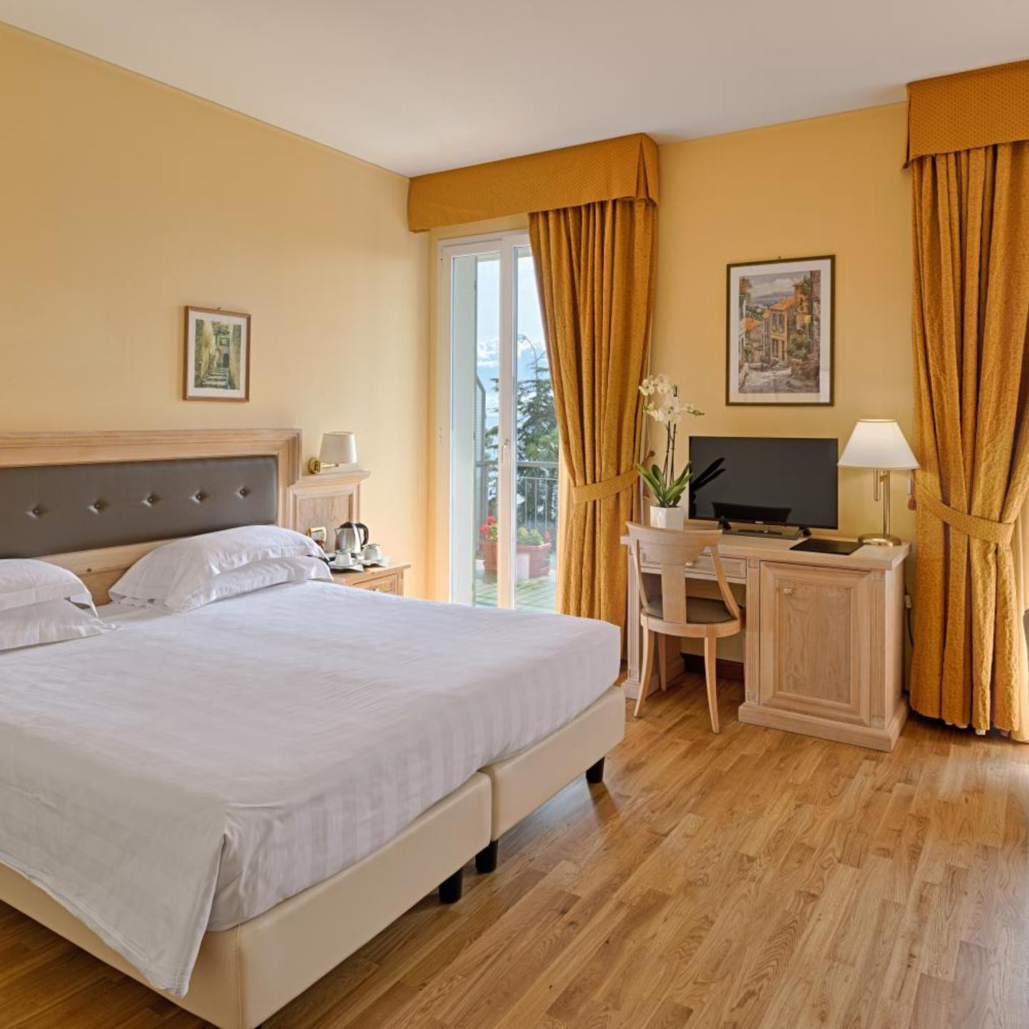 Hotel Paradiso