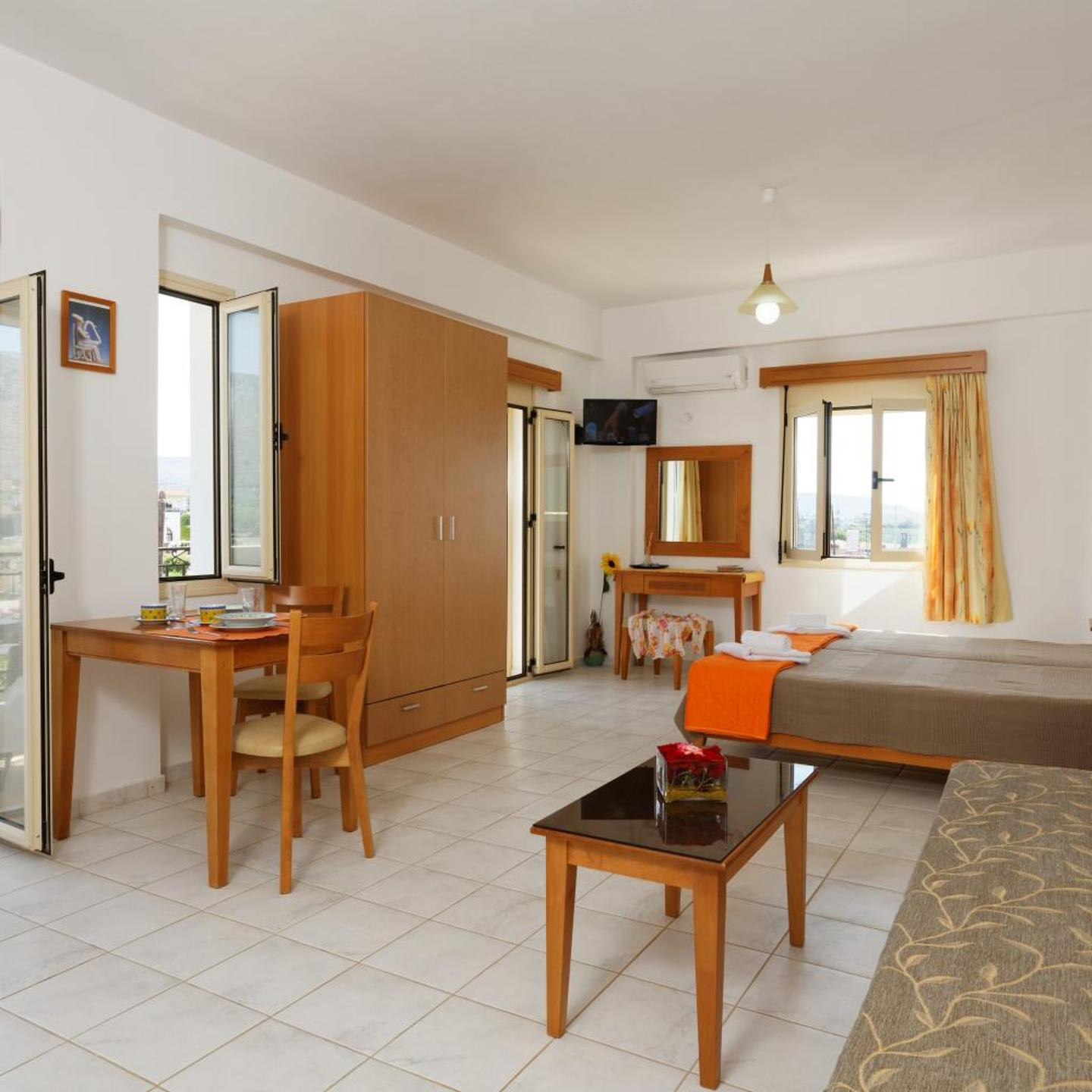 Fotis Studios Apartments