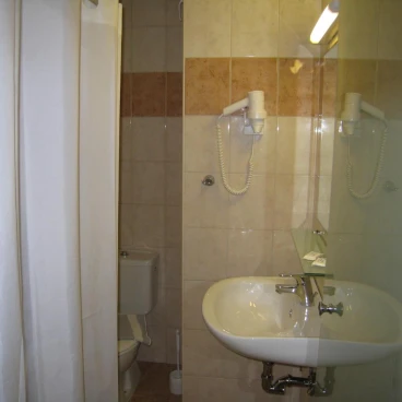 Nafsika Hotel