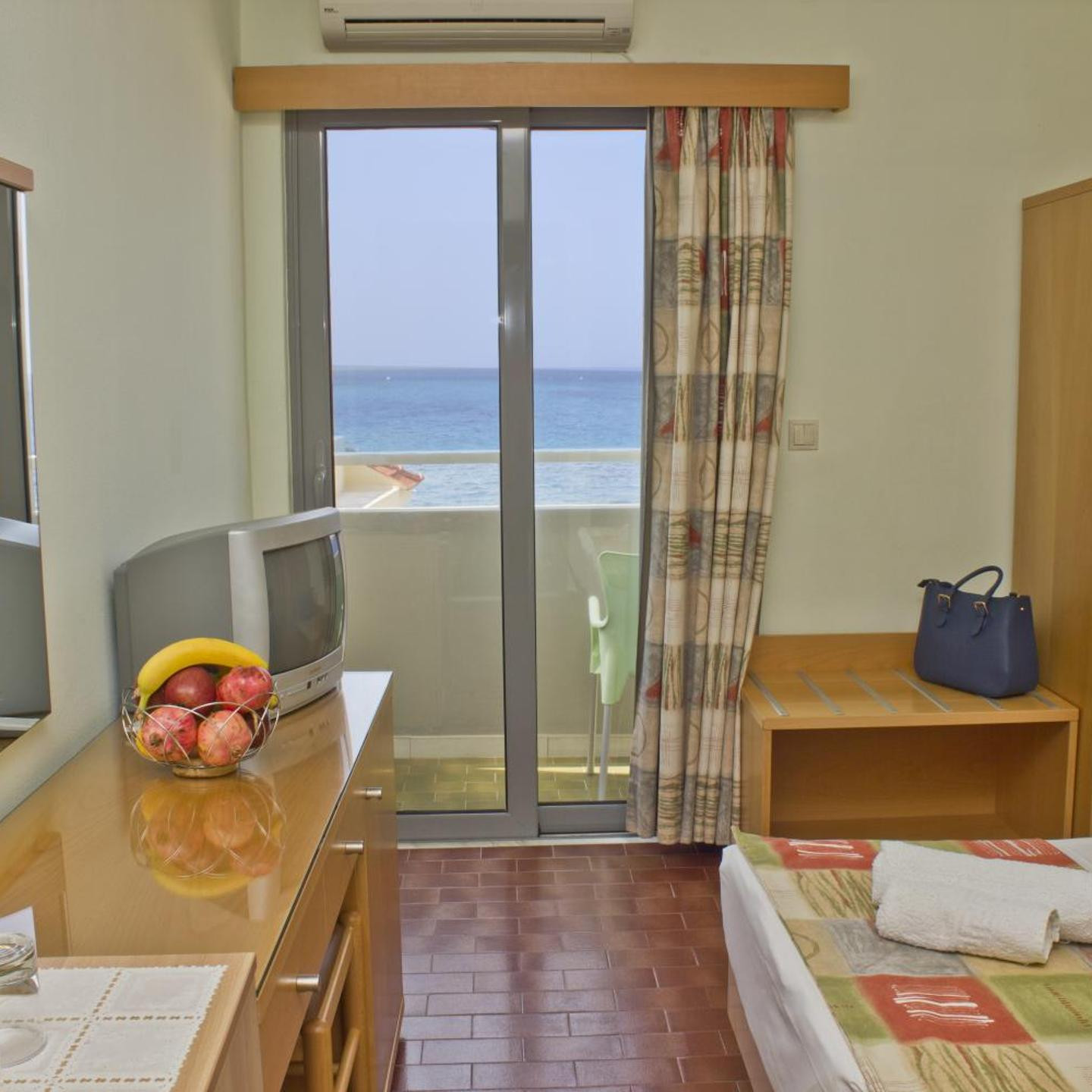 Nafsika Hotel