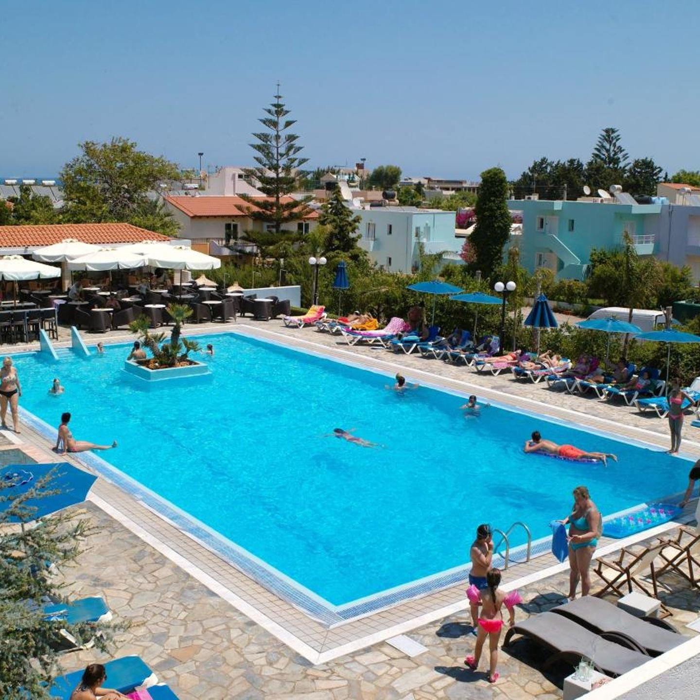 Camelot Royal Beds by Estia